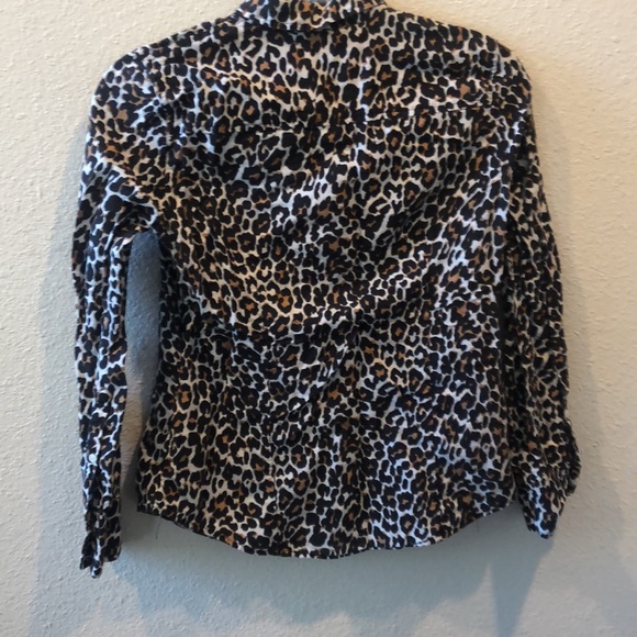 Linen Blend Leopard Print Button Up - Picture 4 of 9